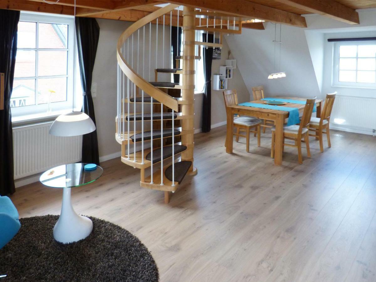 Haus Nordlicht Ferienwohnung *Bi A Maln* Нибел Екстериор снимка